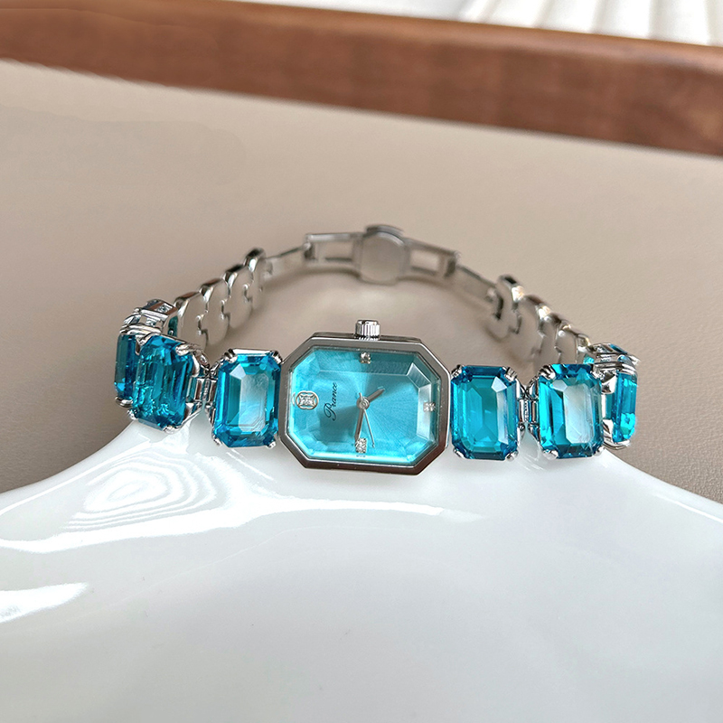 UTHAI 여성용 시계 소녀용 손목 쿼츠 시계 직사각형 - Jewelry Diamond Watches 리뷰 및 가격