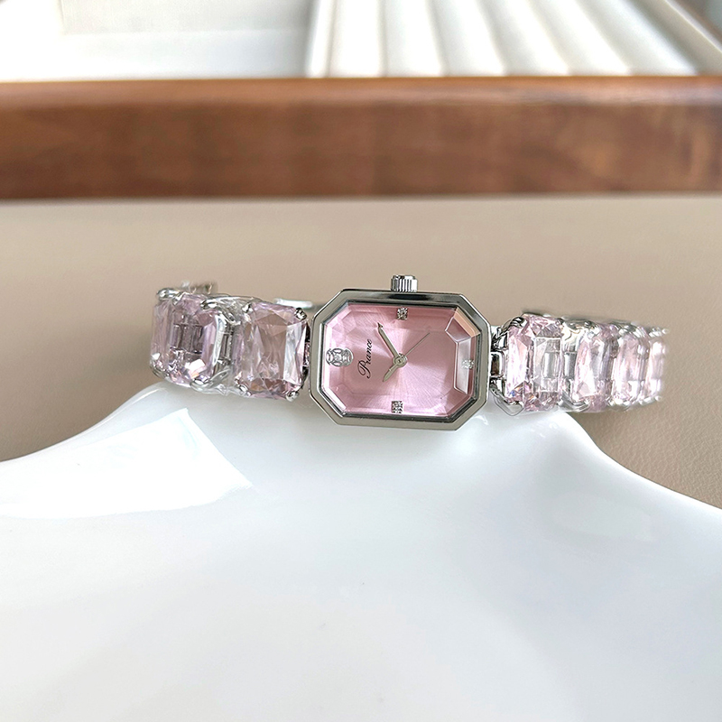 UTHAI 여성용 시계 소녀용 손목 쿼츠 시계 직사각형 - Jewelry Diamond Watches 리뷰 및 가격